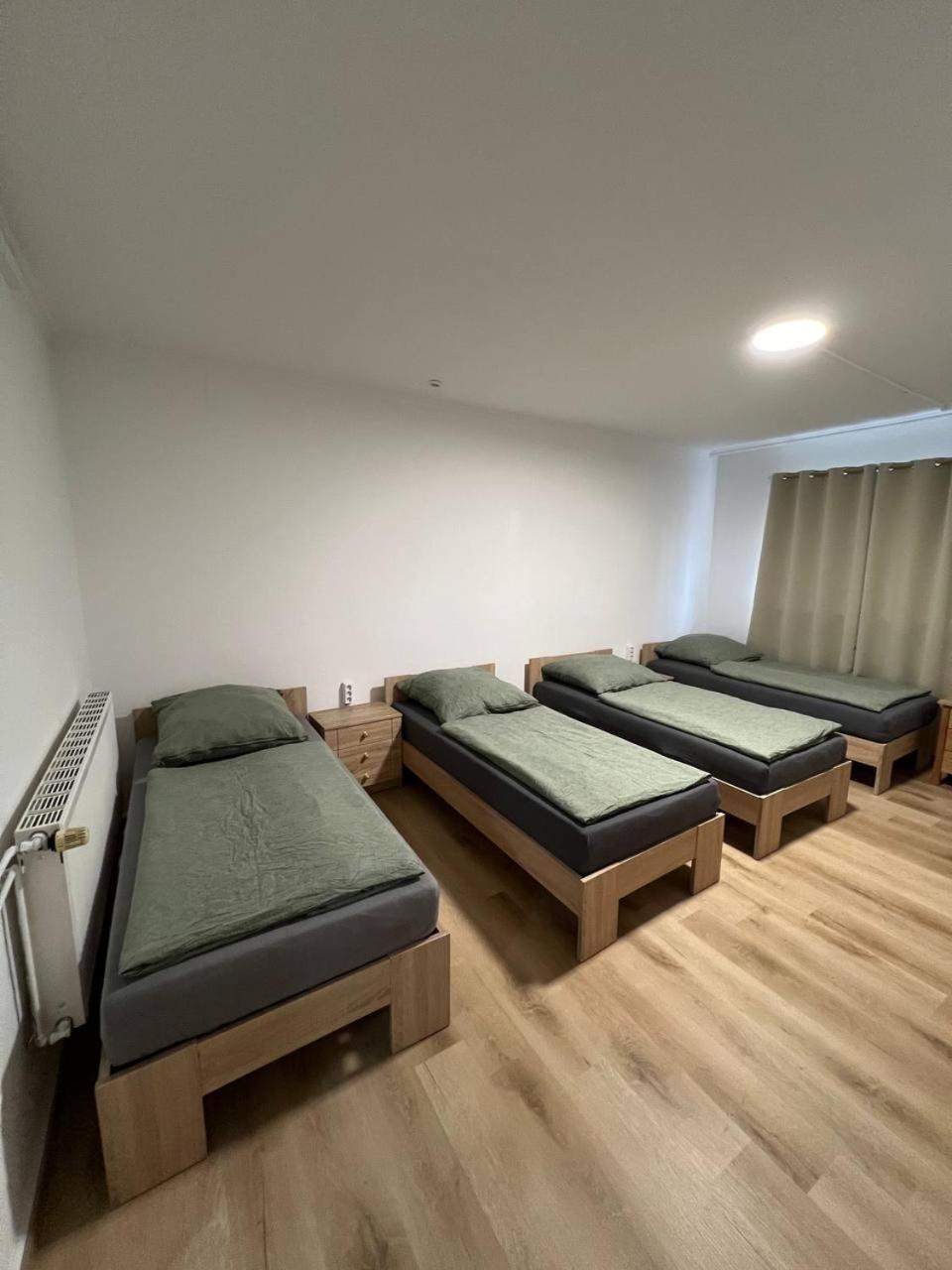 Messe Und Monteurzimmer Sehnde Luaran gambar