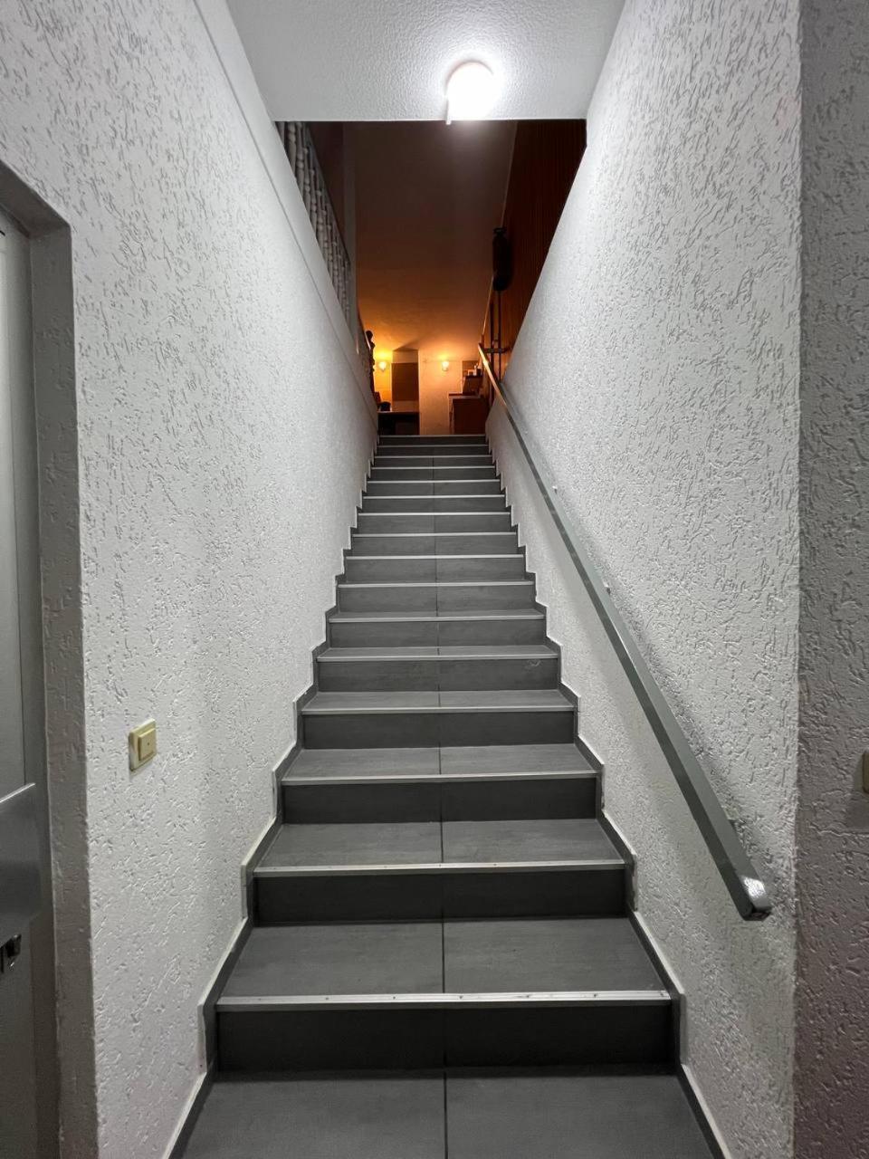 Messe Und Monteurzimmer Sehnde Luaran gambar